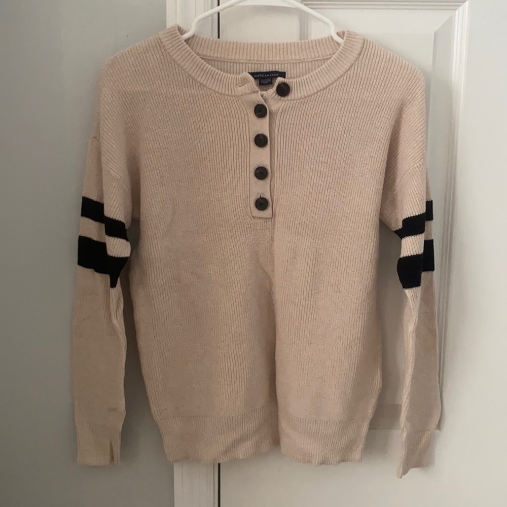 American Eagle Tan Long Sleeve